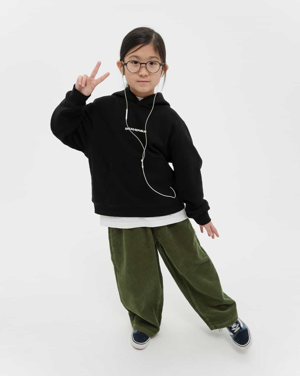 БҮРЖЕЙДЕ БАЛА qazaq republic ҚАРА